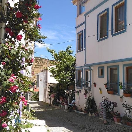 Adali Guest House Bozcaada Esterno foto