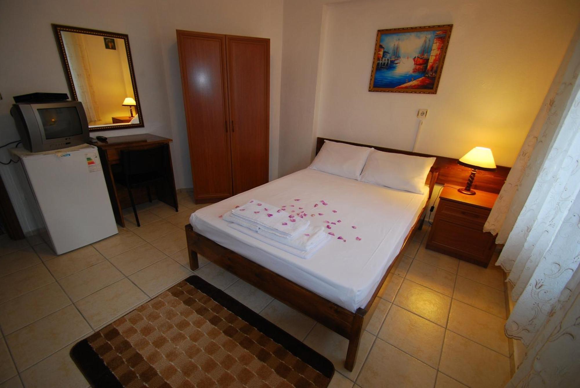 Adali Guest House Bozcaada Esterno foto