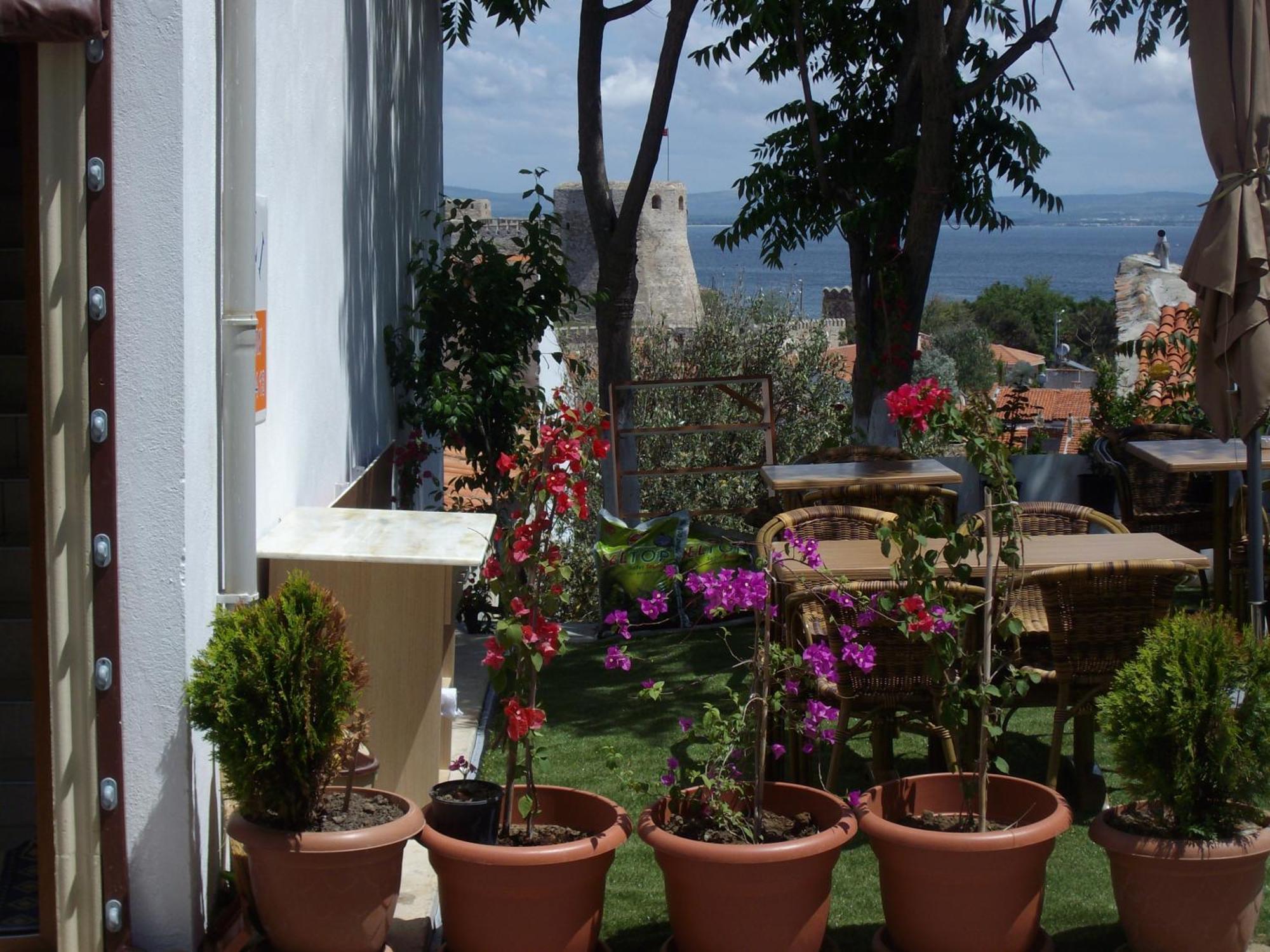 Adali Guest House Bozcaada Esterno foto