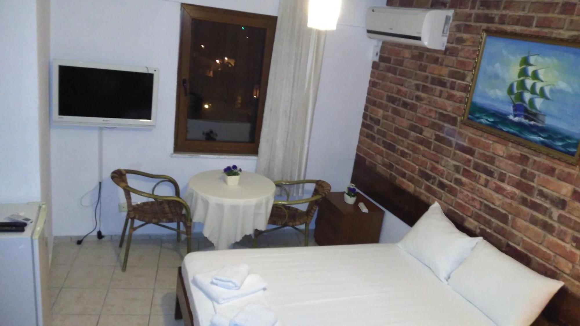 Adali Guest House Bozcaada Esterno foto