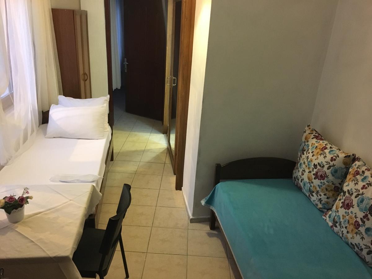 Adali Guest House Bozcaada Esterno foto